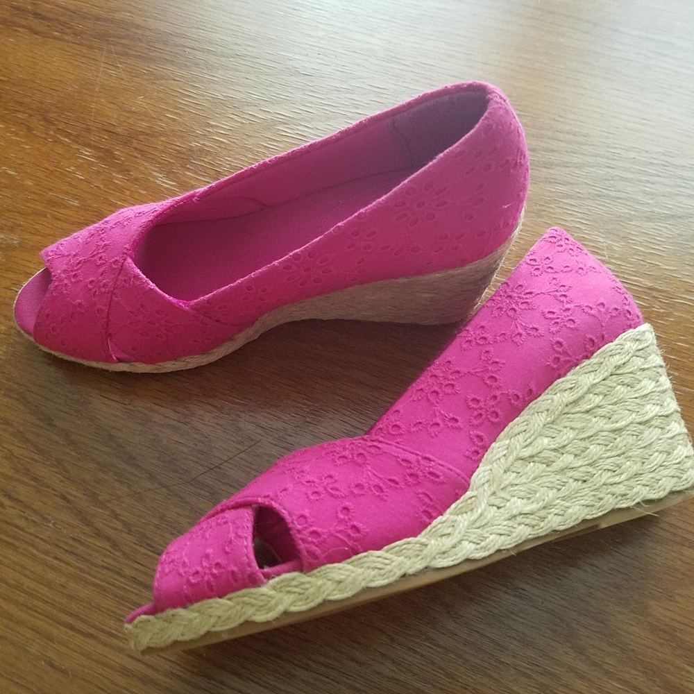 Chaps Wedges - Picture 3 of 5